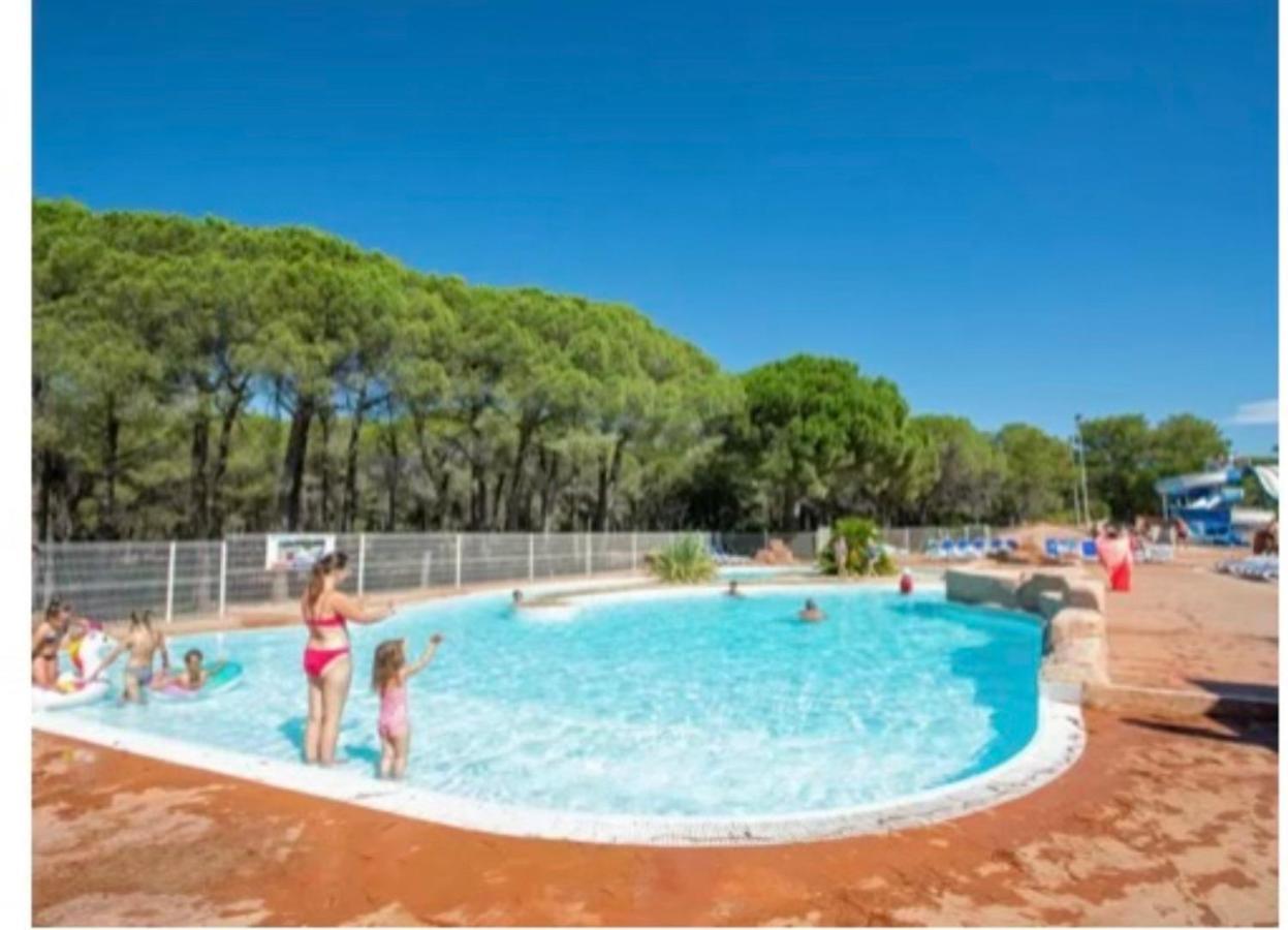 Camping Oasis Village Puget-sur Argens Ngoại thất bức ảnh